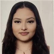 No soy profesora titula pero soy estudiante de Psicología con bachillerato y grado superior en Comercio Internacional.